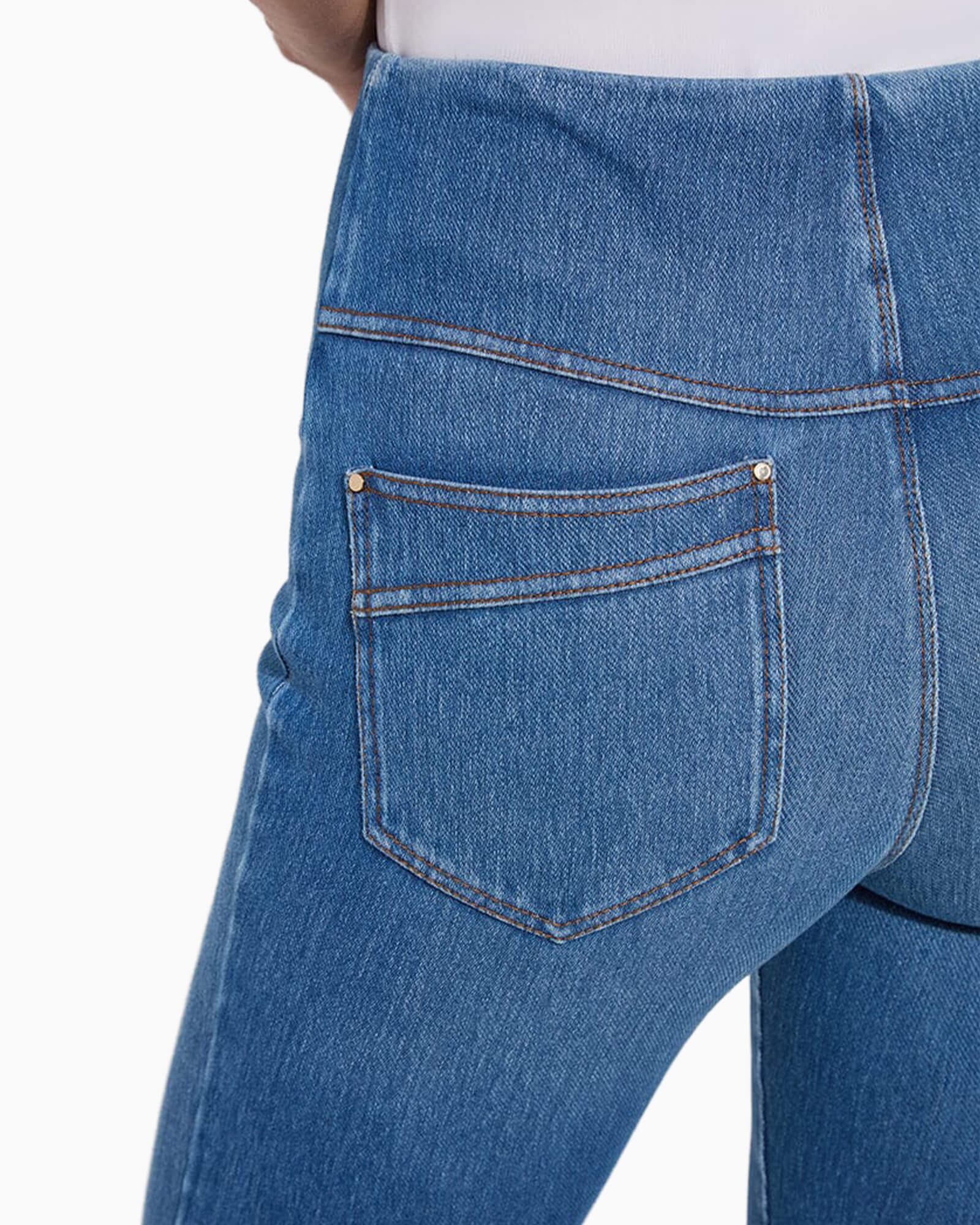 Dara Seamed Hem Crop Denim Mid Wash