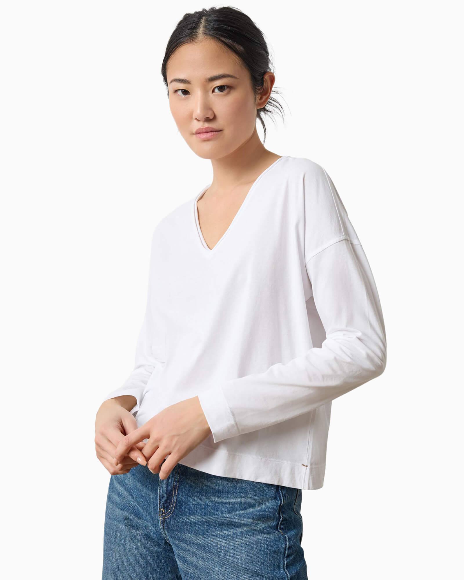 Long Sleeve Cut Edge V-Neck White