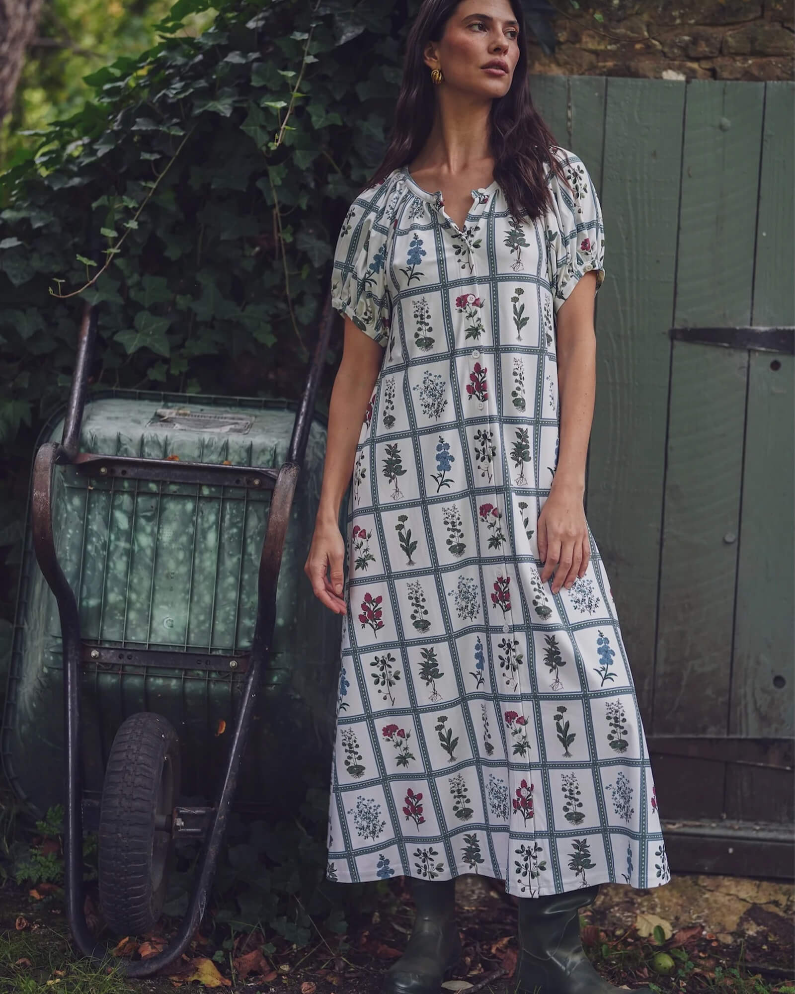 Grenadine Dress Gardeners Window