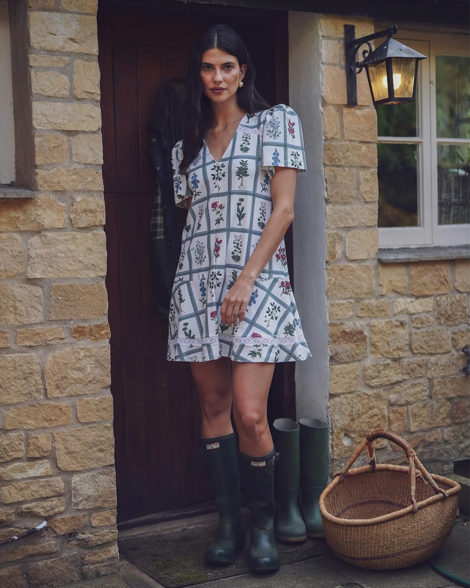 James Dress Gardeners Window - Purple Poppy