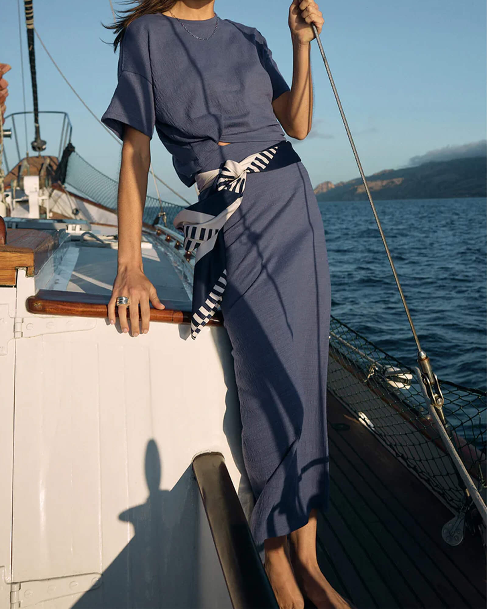 Delavine Textured Midi Skirt