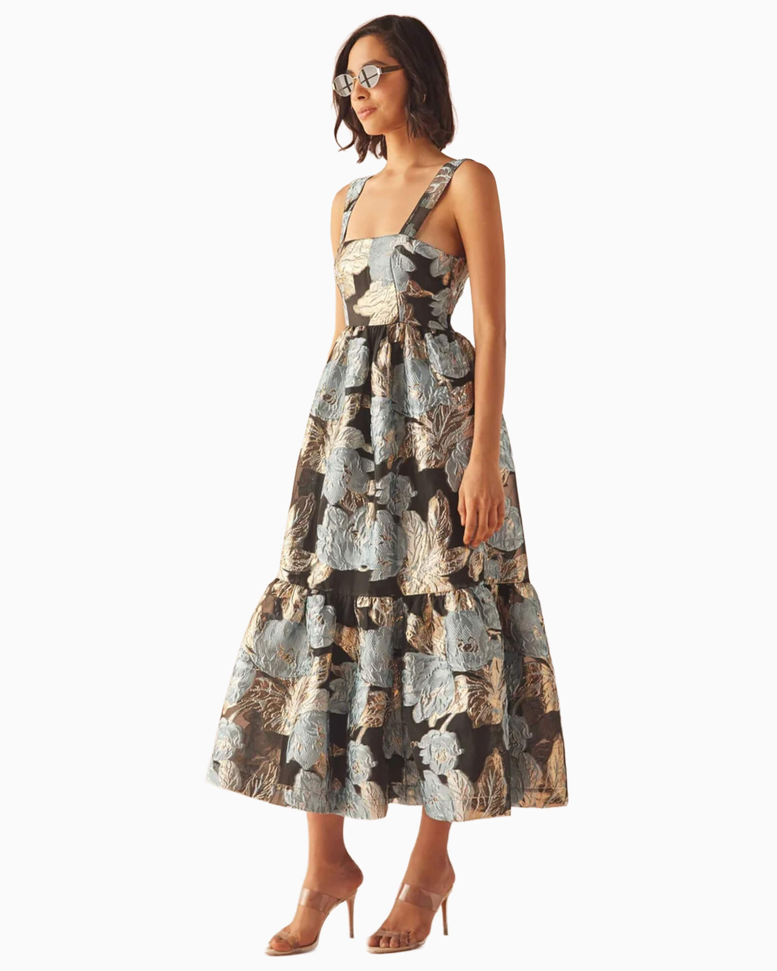 Leena Maxi Vivienne Mussel