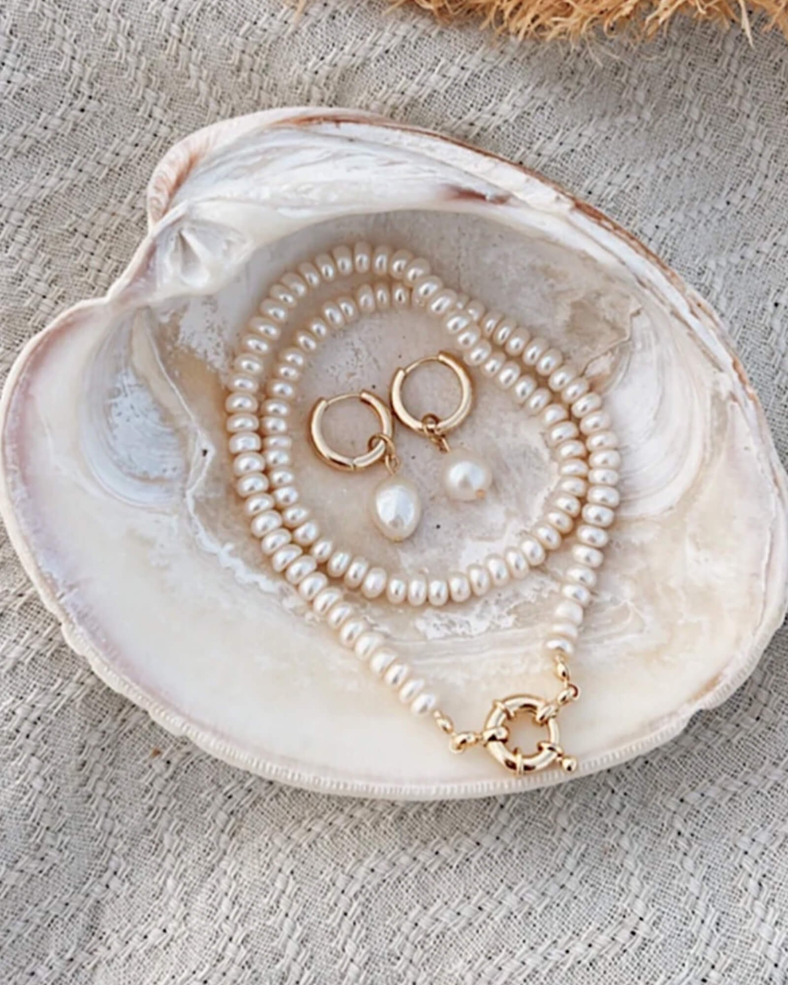 Isla Pearl Necklace