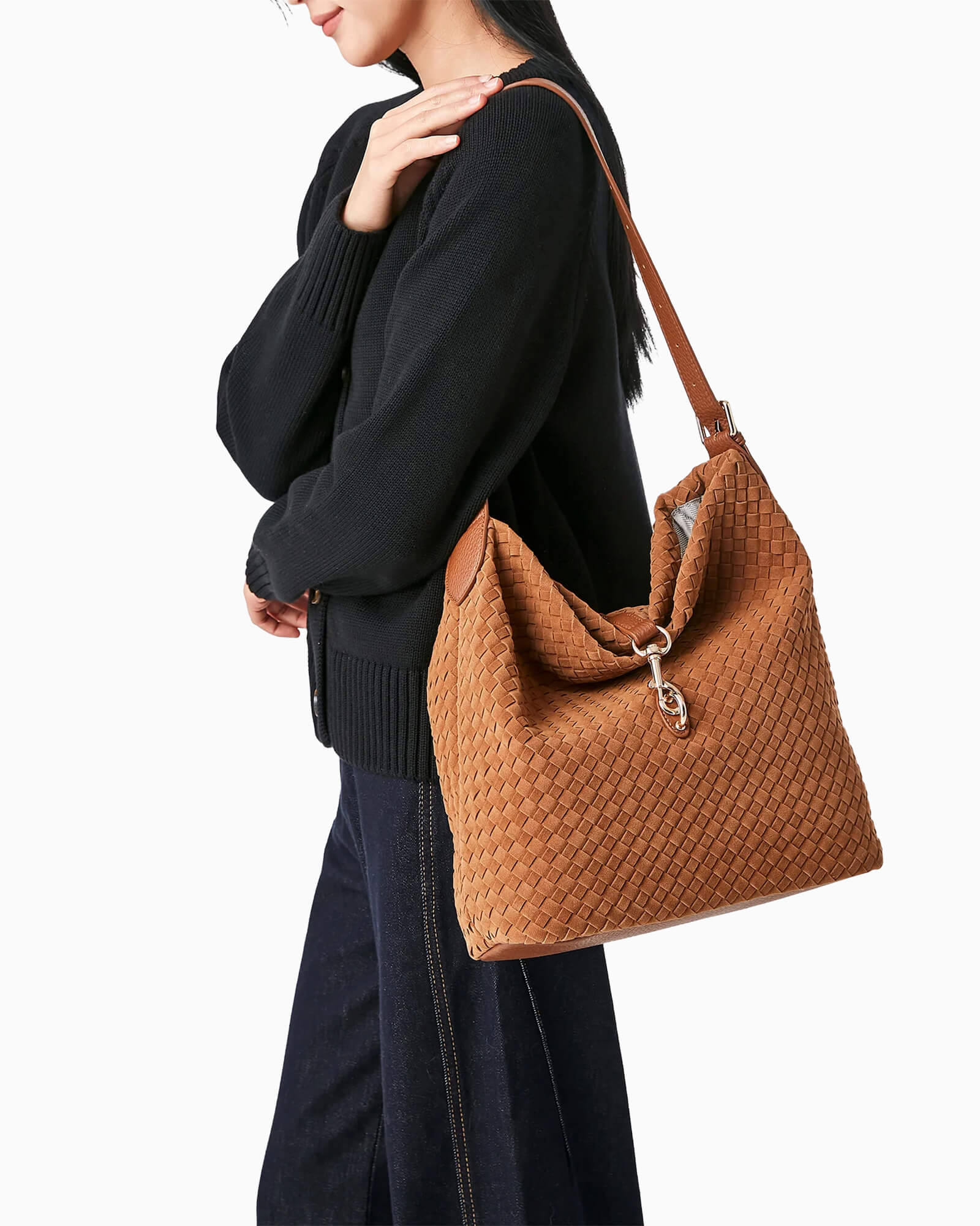Sandy Woven Saddle Shoulder Bag